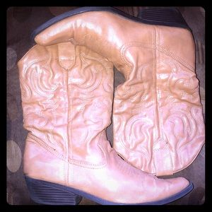 Steve Madden Cowboy boots 👢
